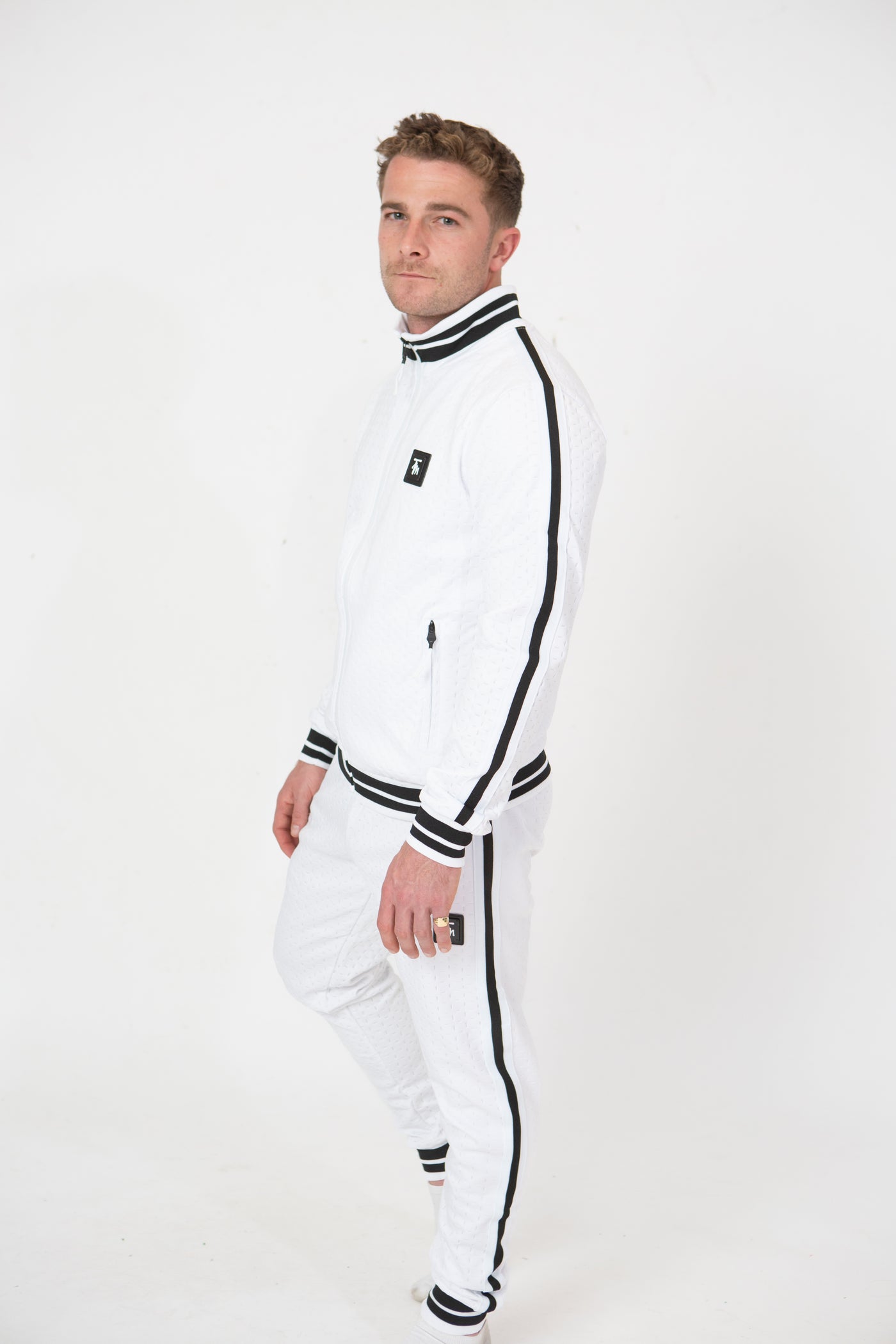 TM302 TRACKSUIT WHITE